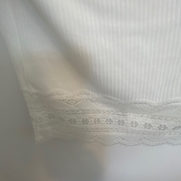 NWT White Top for Sale❤️✨ - Picture 2 of 4